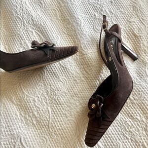 VTG CHANEL camelia slingback heels chocolate brown size 36 with box